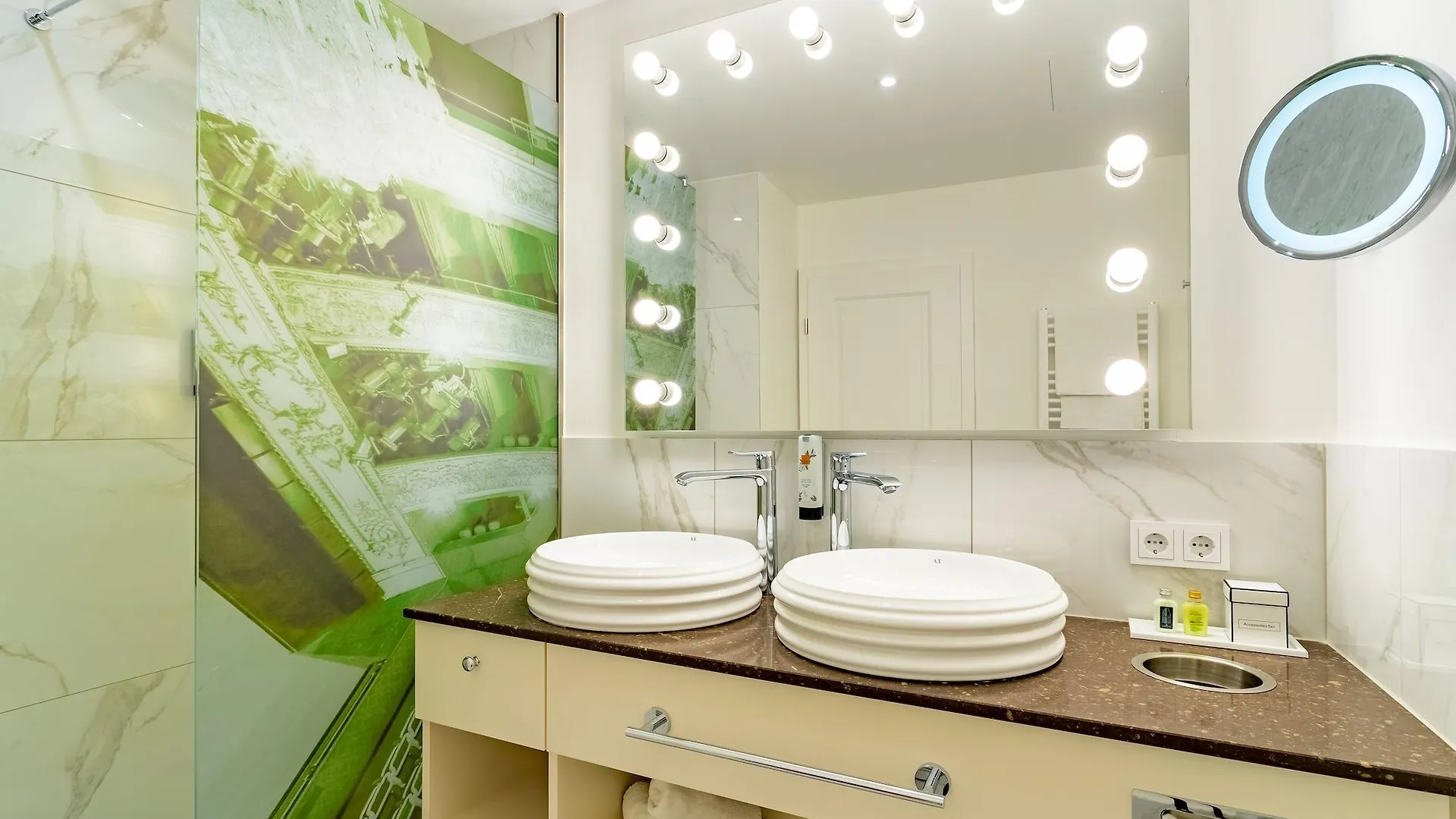 **** Hotel Theaterhotel & Suites Wien Áustria