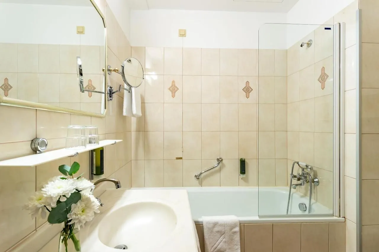 Theaterhotel & Suites Wien Viena