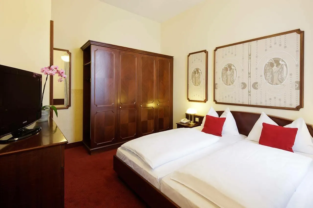 Theaterhotel & Suites Wien Hotel
