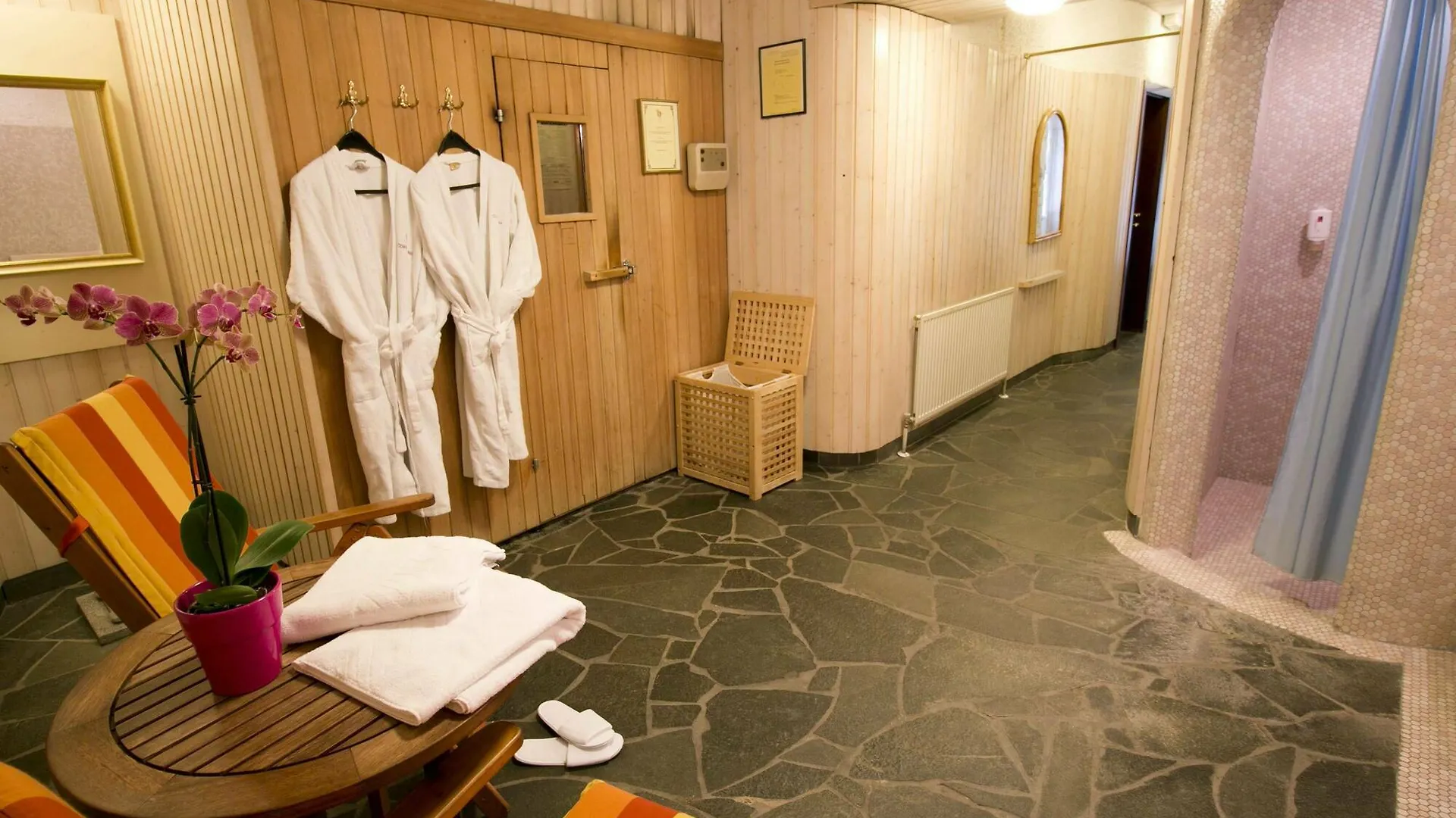 Theaterhotel & Suites Wien 4*, Vienna Austria